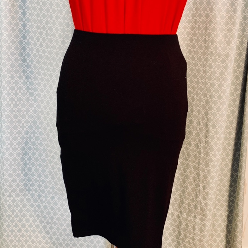 Black Forever 21 Midi Skirt